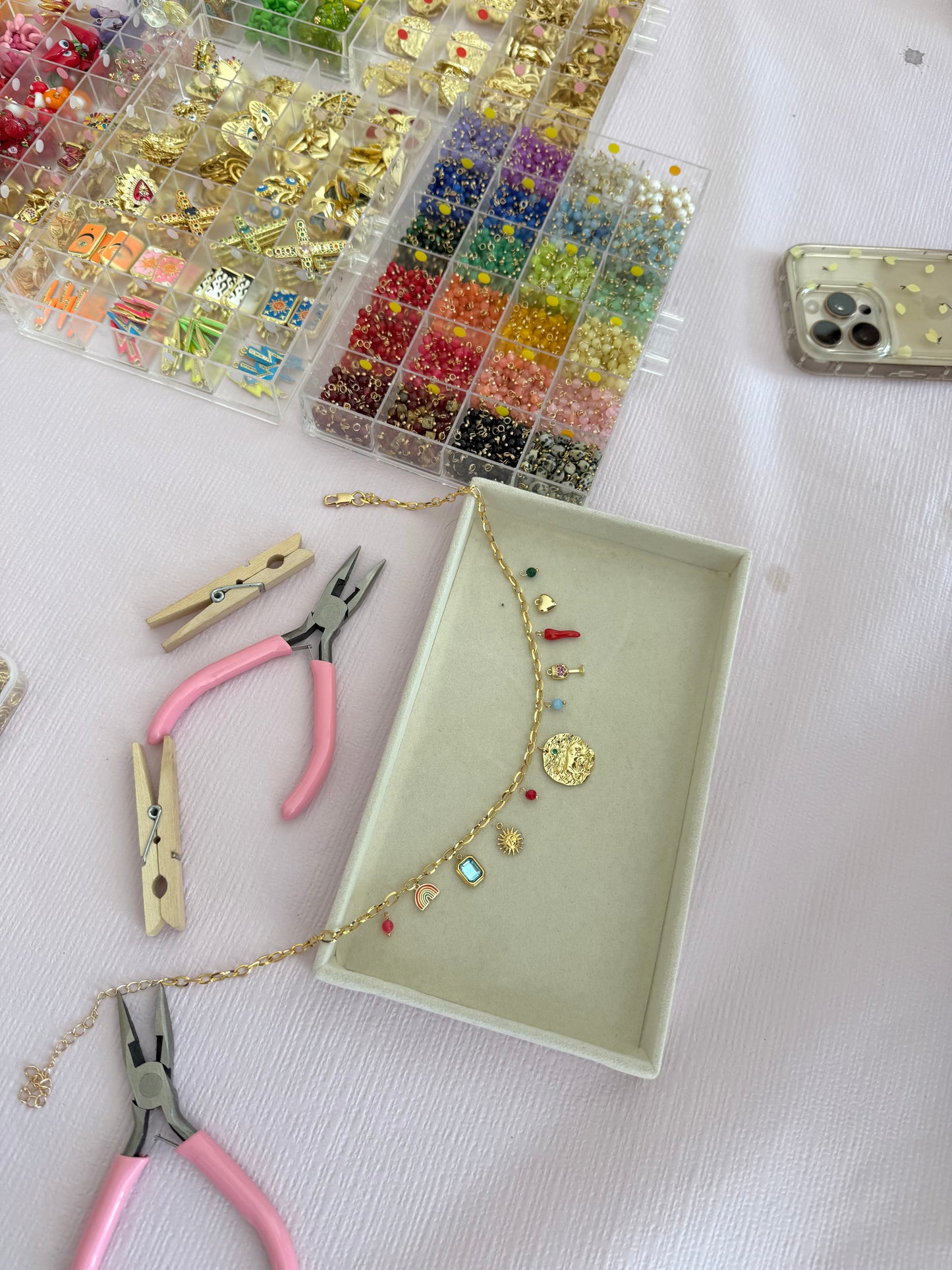 Atelier Collier charms + boisson/pâtisserie ⚒️👯♀️🌈