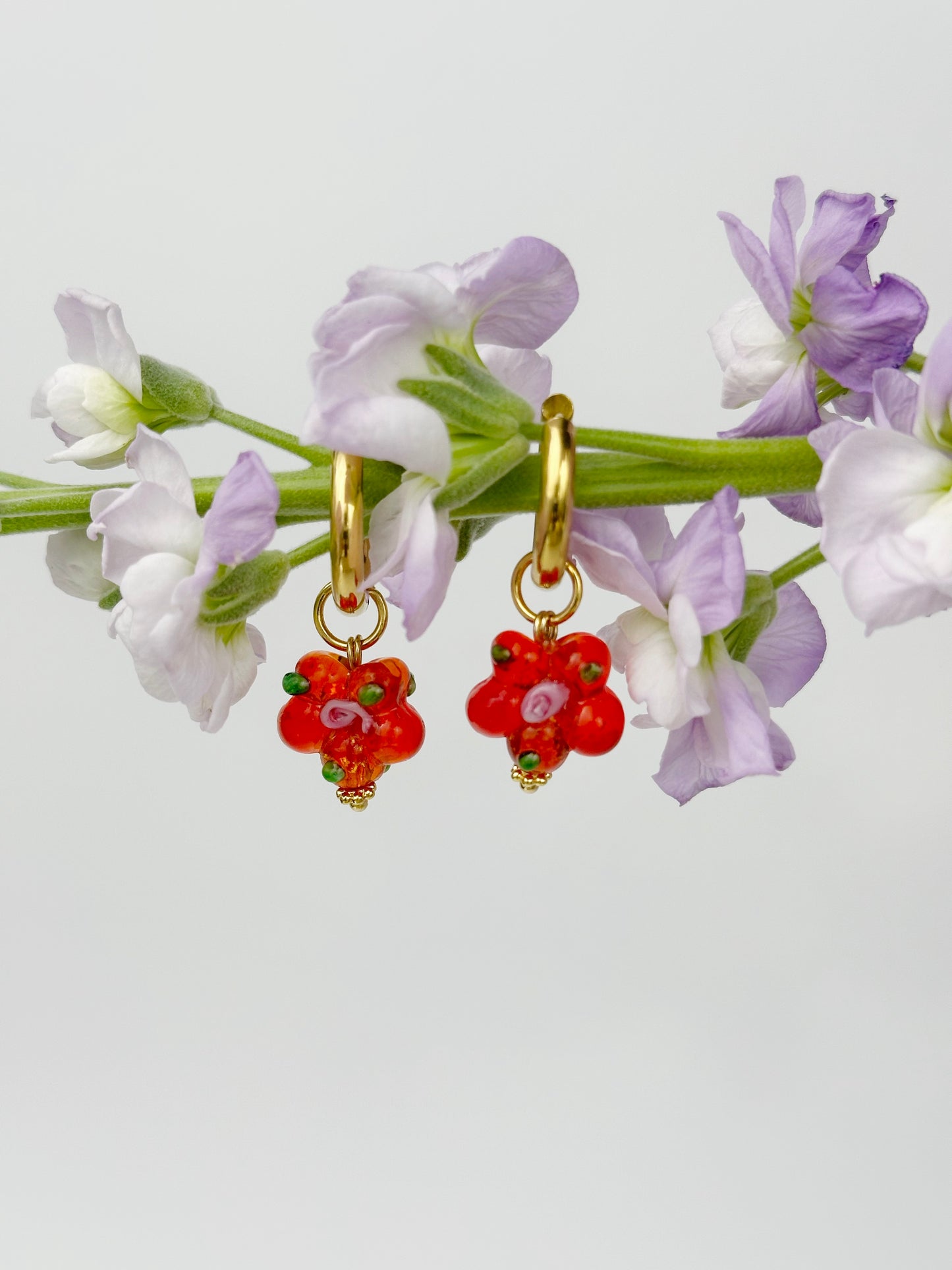 Flora red charms