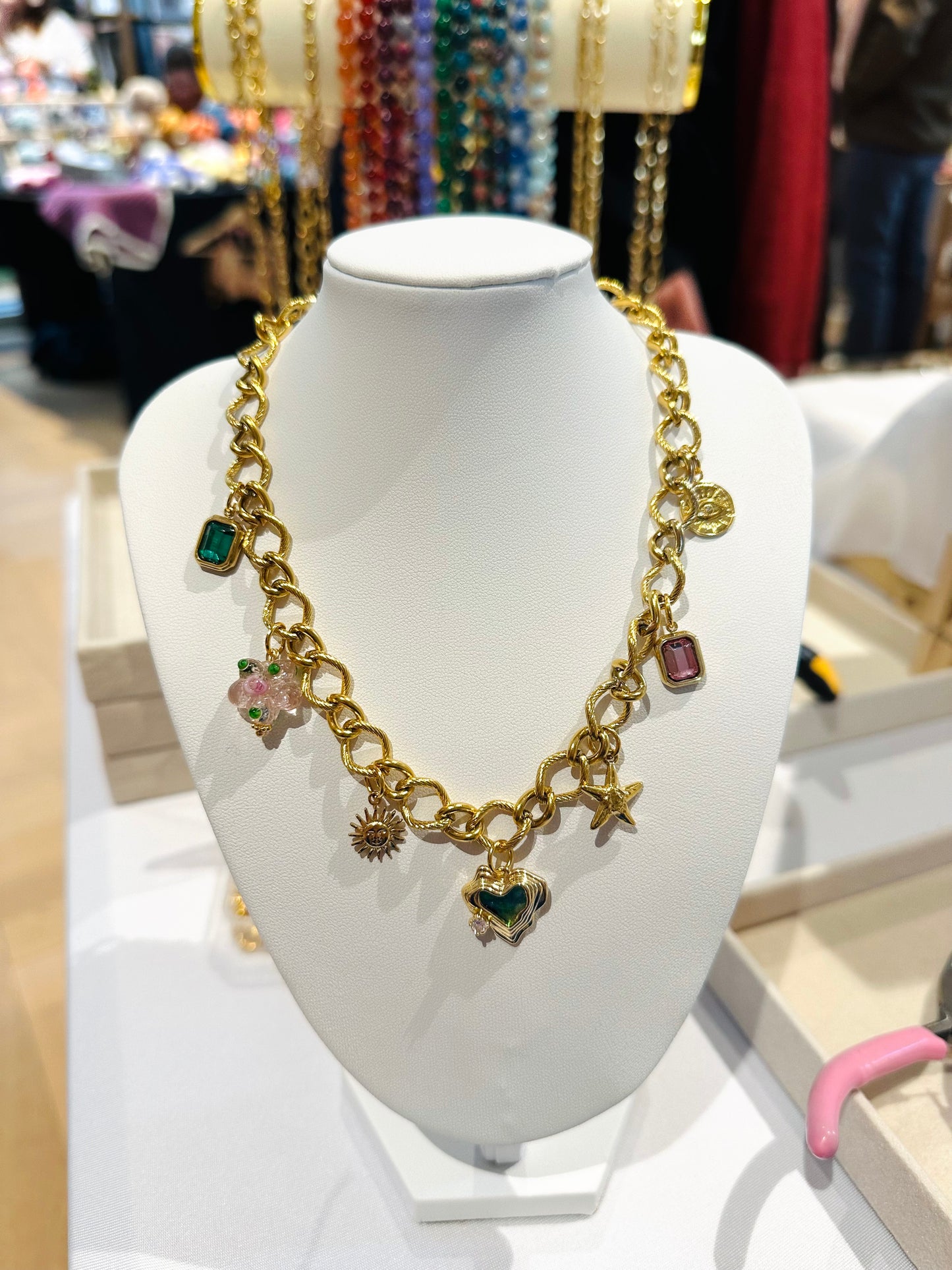 L chain custom