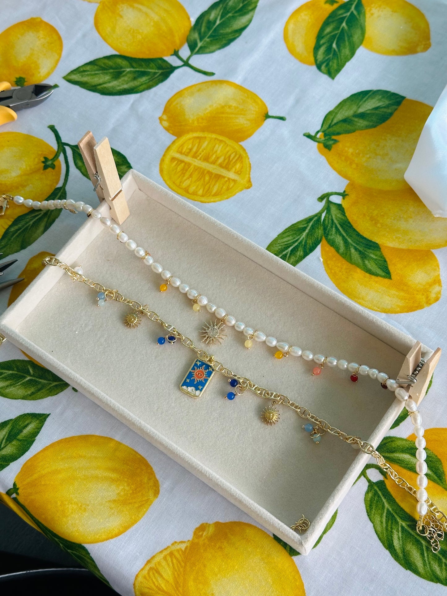 Freshwater pearl custom