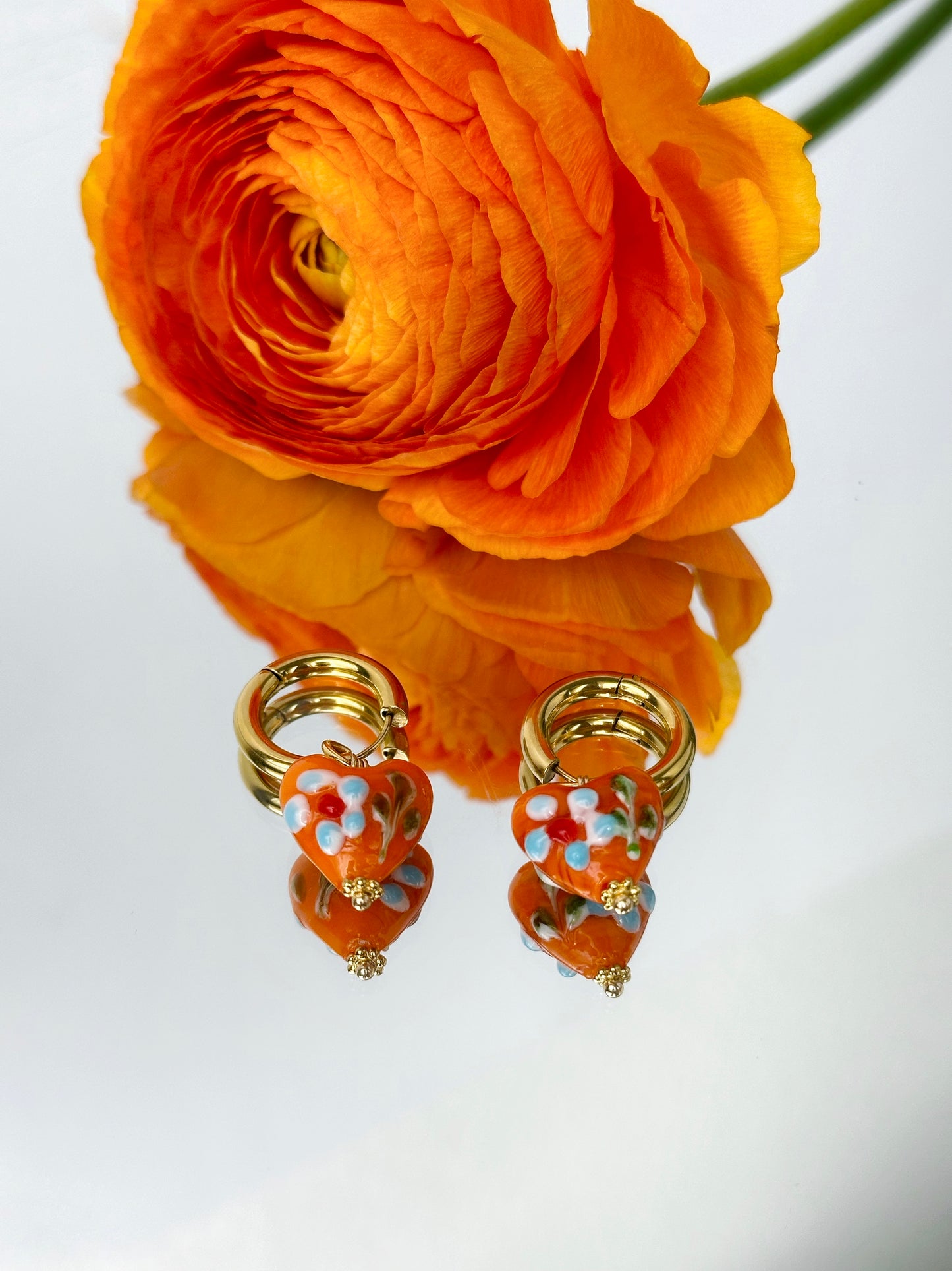 Garden lovers orange charms