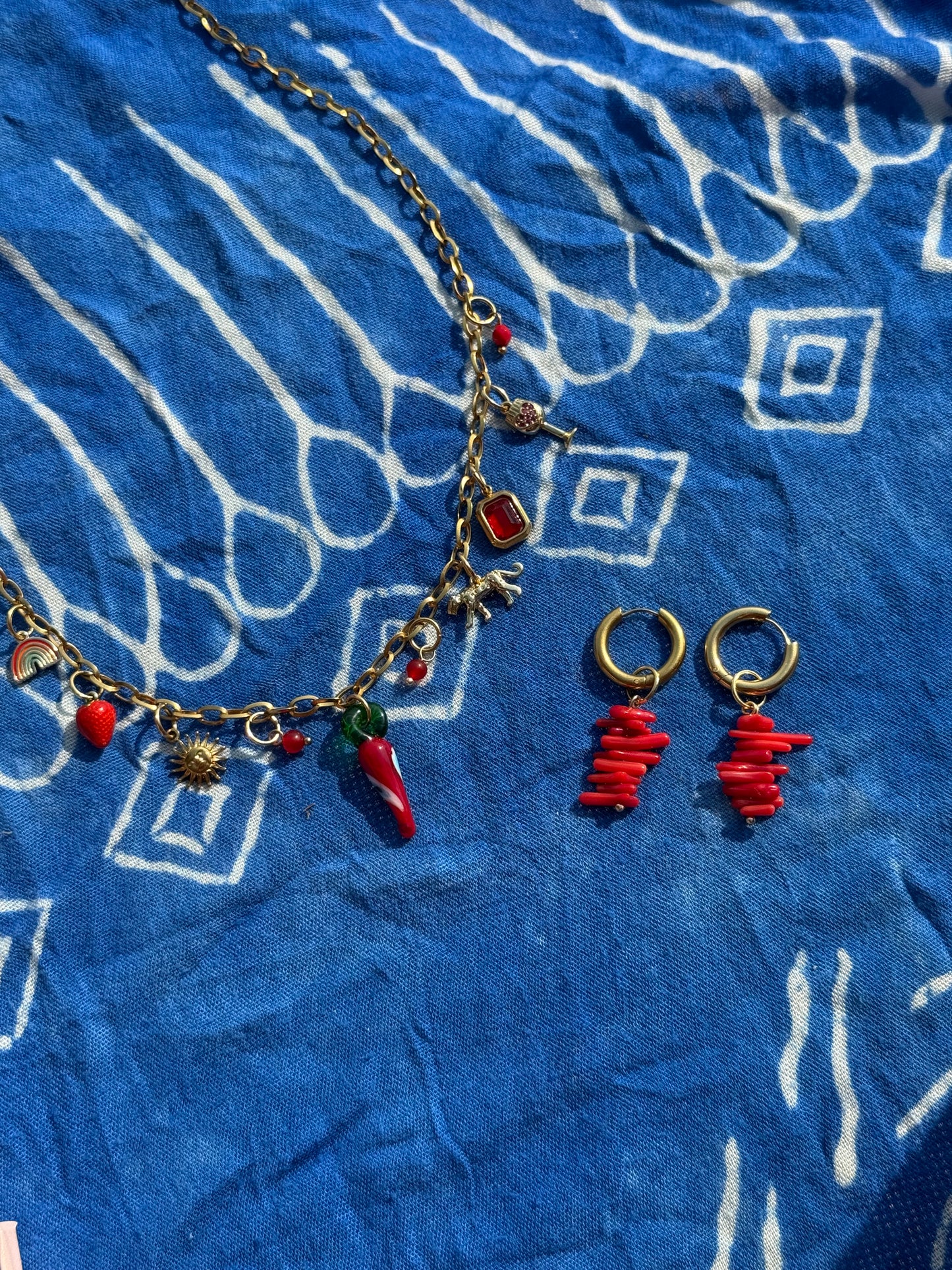Coral crush charms