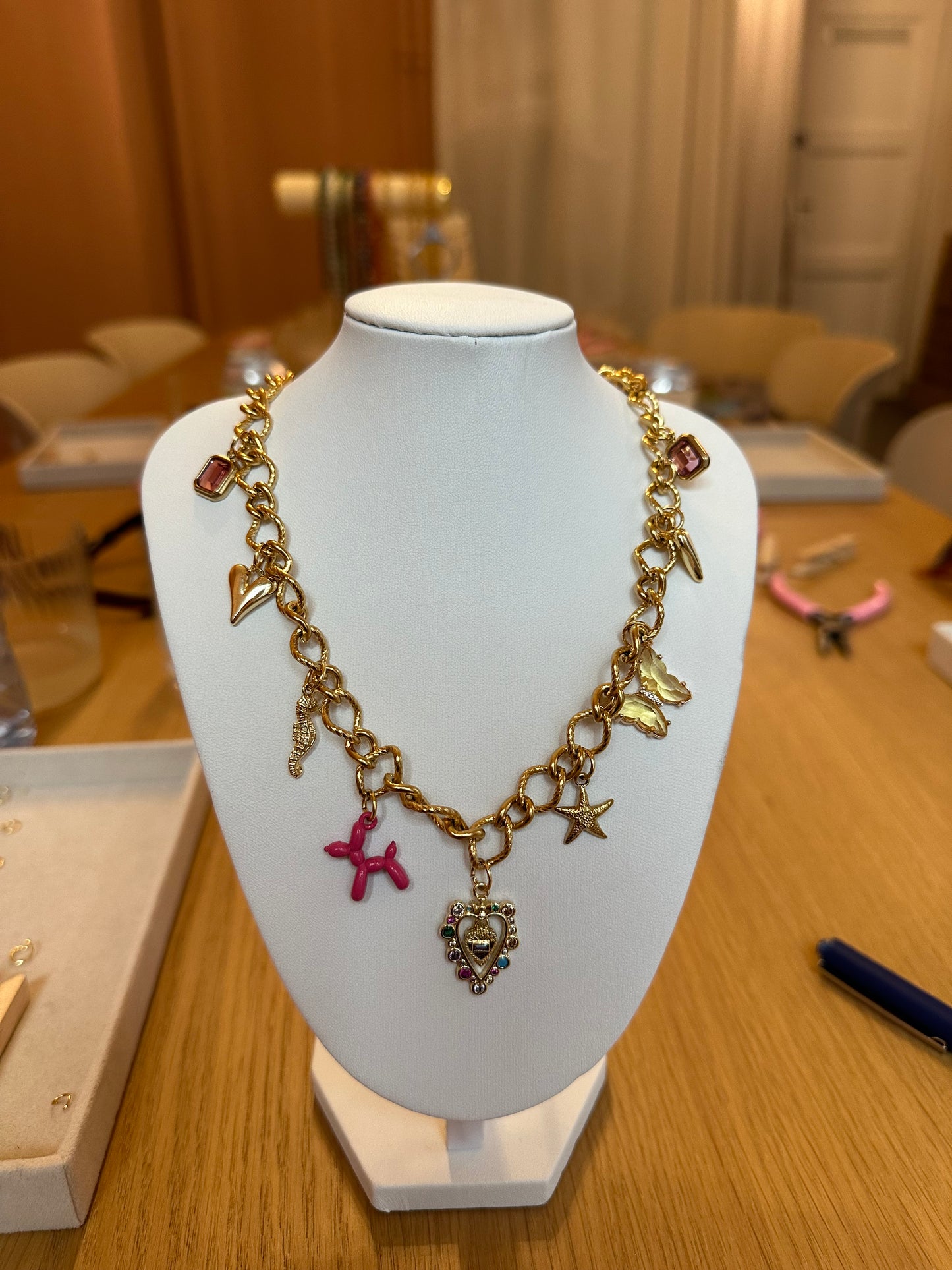 L chain custom
