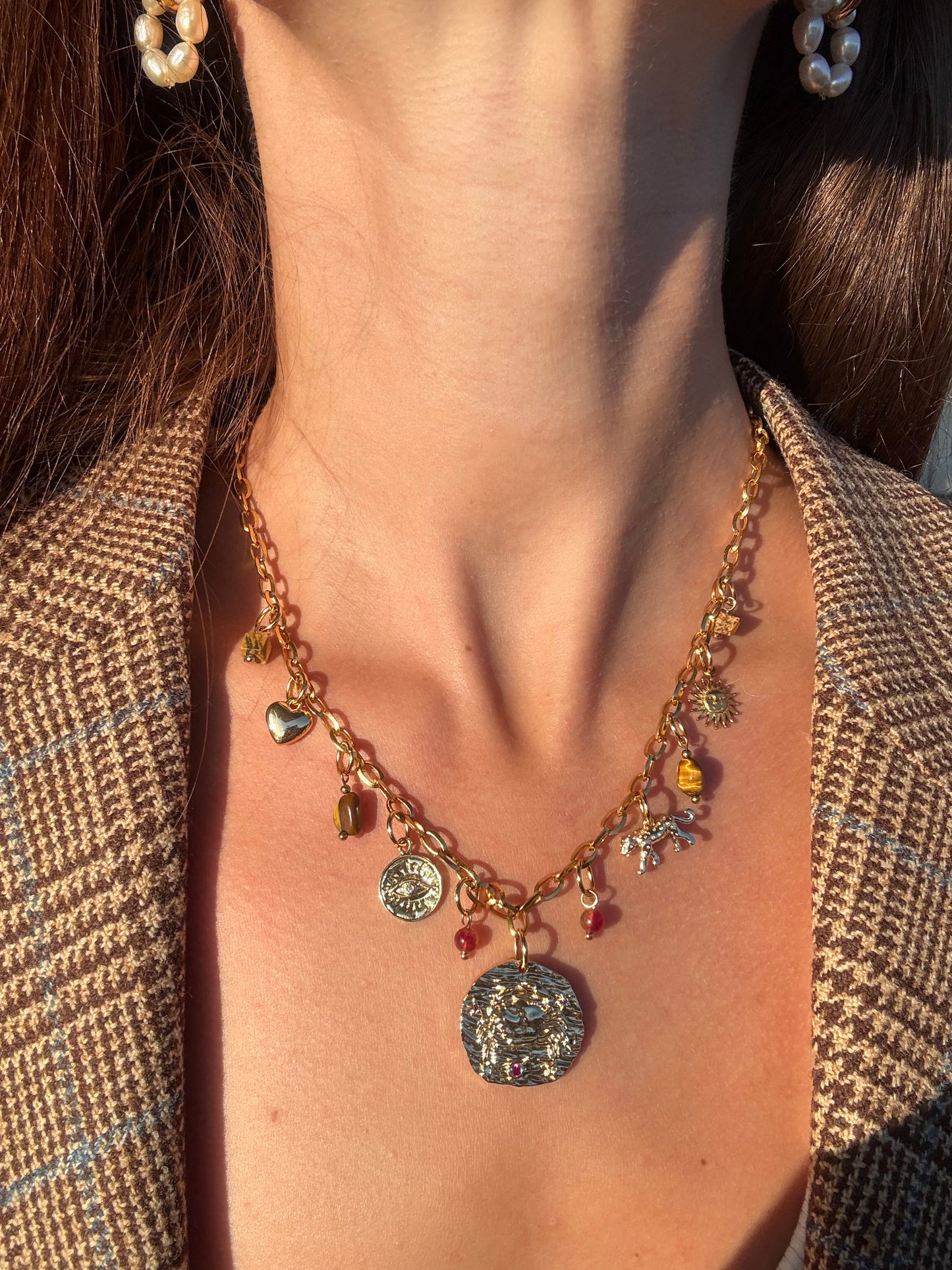 Saturn brown necklace