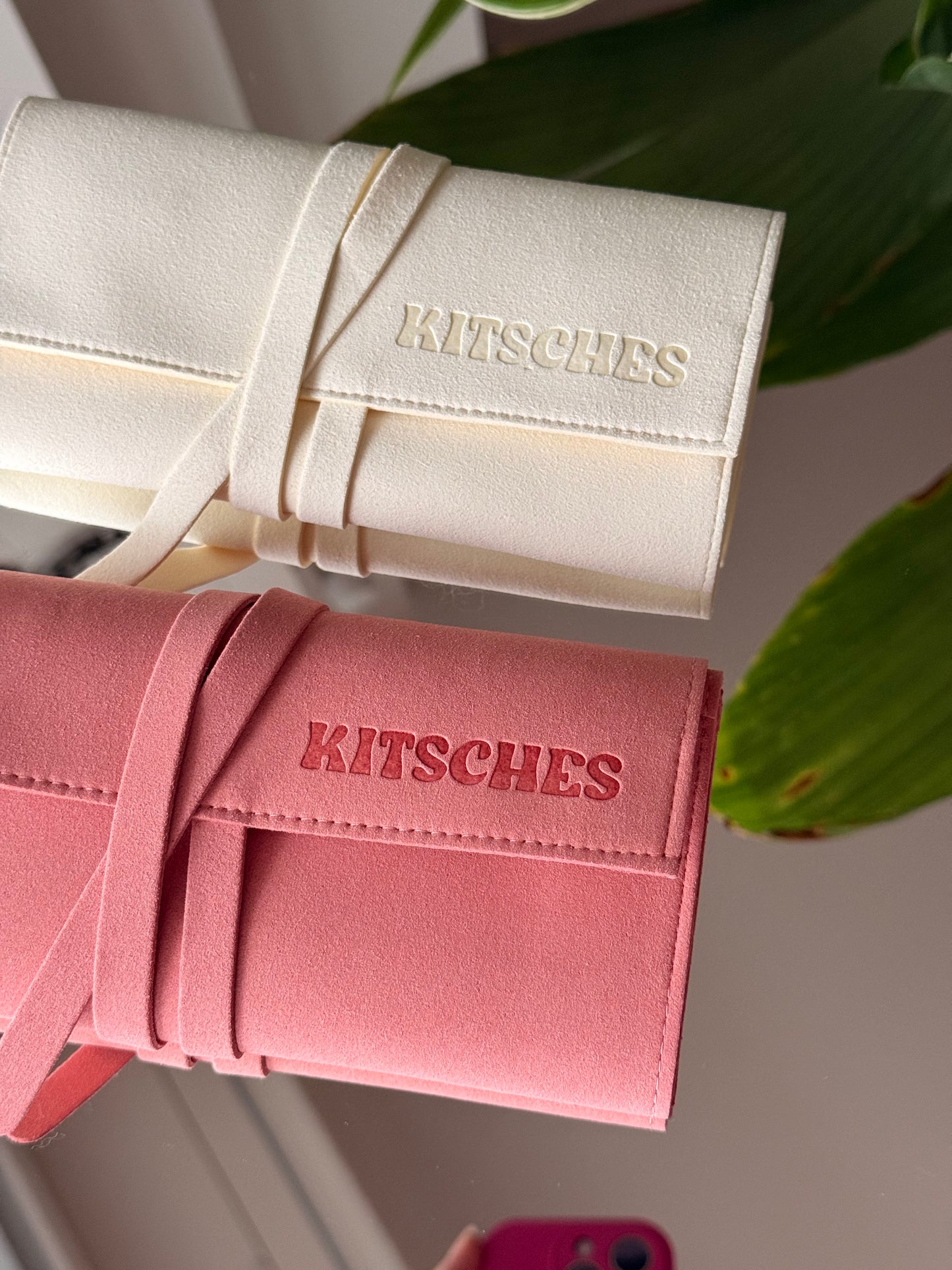 Kitsches pouch