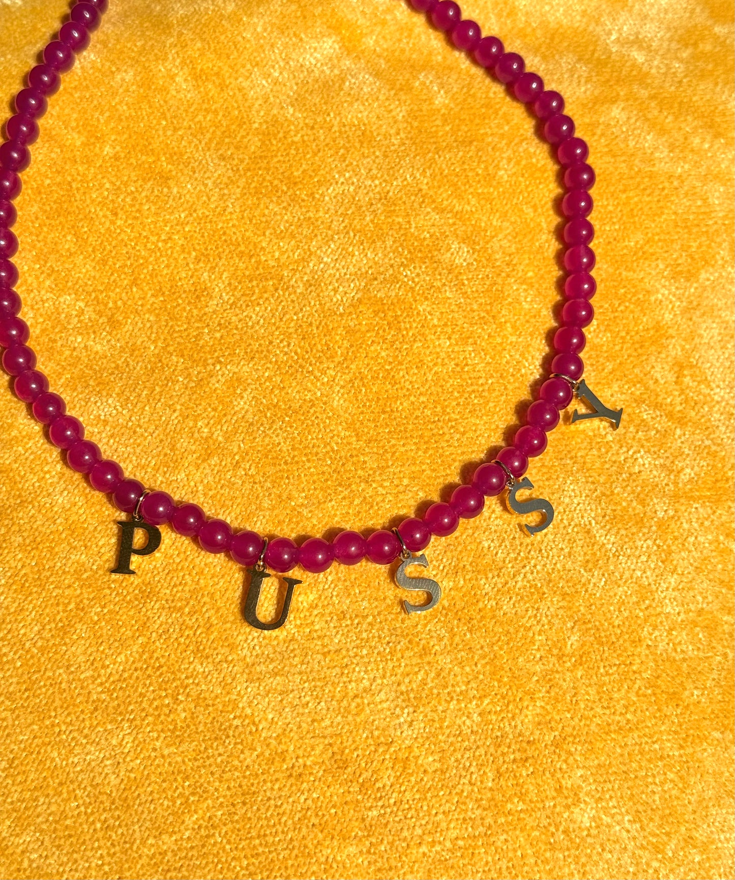 Pussy necklace